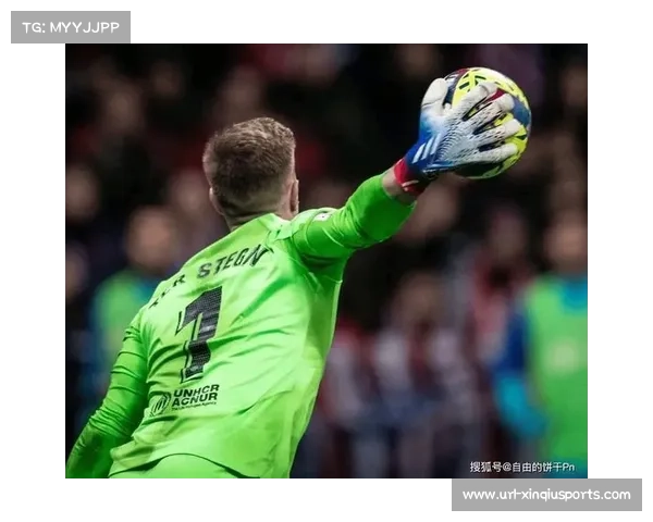 亨克门将德诺伊尔臀部救险视频 viral,本人幽默回应